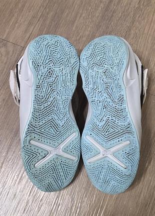 Кросівки nike розмір 35-35.5 5