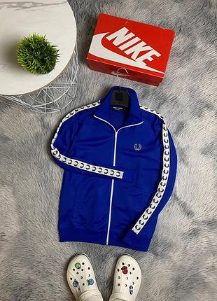 Мужская олимпийка на лампасах насыщенного синего цвета м размер fred perry