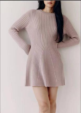 Коротка сукня жіноча h&m тепла в рубчик нюдового кольору