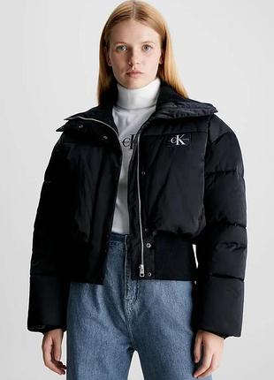 Жіноча куртка (пуховик) чорна calvin klein jeans