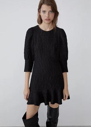 Платье мини от zara
