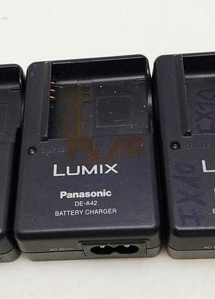 Оригінальний зарядний пристрій panasonic lumix de-a42 battery charger (товар вживаний)