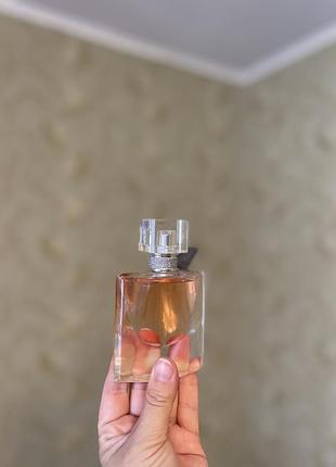 Парфумована вода lancome la vie est belle для жінок