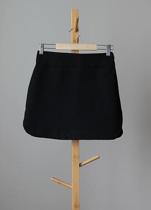 Черная базовая мини юбка от zara