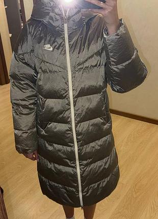 Жіноче довге пальто-пуховик nike therma-fit