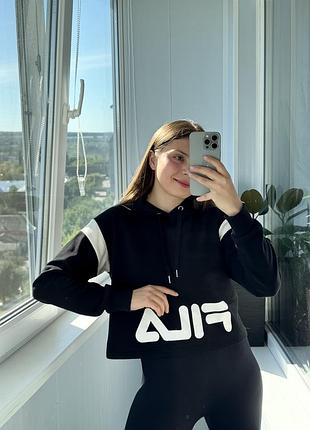Чорний вкорочений вільний худі на флісі  fila s