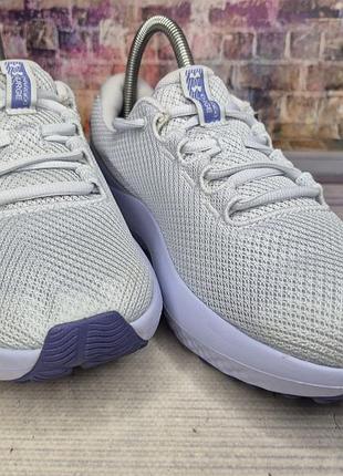 Кроссовки under armour charged surge 4 2