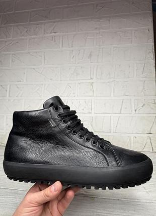 Крутые черные кожаные полуботинки  camper portol gtx gore-tex