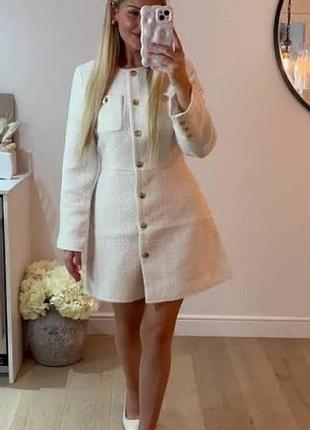 Коротка жіноча сукня h&m білого кольору з довгим рукавом