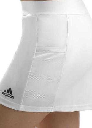 Нова спортивна спідниця-шорти adidas t19 skort w (xs) біла, оригінал опис: продам абсолютно нову оригінальну жіночу спідницю-шорти (скорт) adidas t19