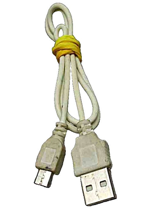 Заряднее устройство адаптер для мобильного телефона б/у кабель microusb