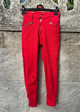 Джинсы levi's