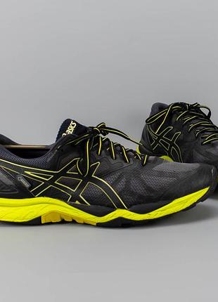 Крутые кроссовки на гортексе asics gel-fuji trabuco 6 gore-tex