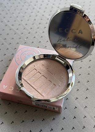 Лімітований хайлайтер від becca berlin girl glow