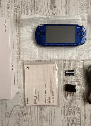 Sony psp-2000 felicia blue (cib)