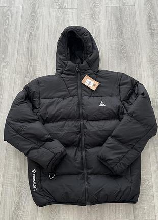 Пуховик чоловічий nike acg чорний