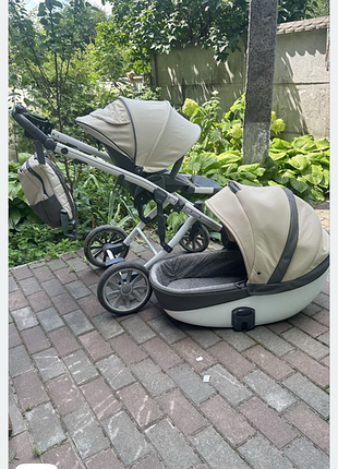 Продам приемлемую коляску anex m type