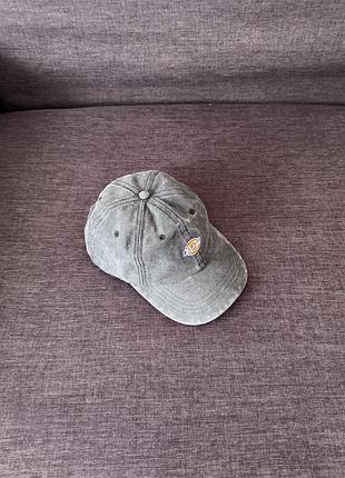 Бейсболка,кепка dickies