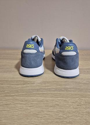 Кроссовки asics. 3
