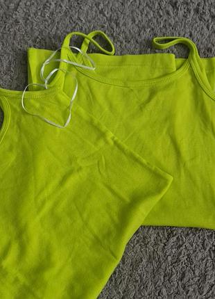 Майка на бретелях.