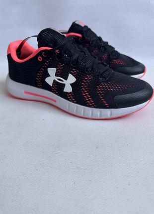 Кросівки under armour