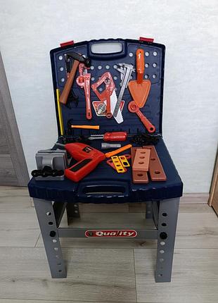 Детский игровой набор инструментов в чемодане-верстаке «tool quality»