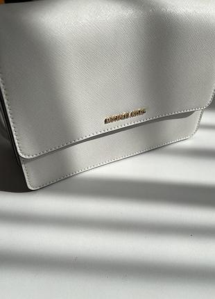 Біла сумка крос-боді michael kors daniela large saffiano leather crossbody bag 10