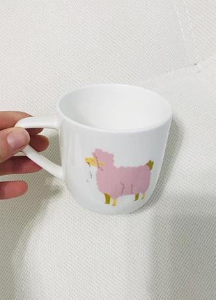 Отличная новая чашка из фарфора