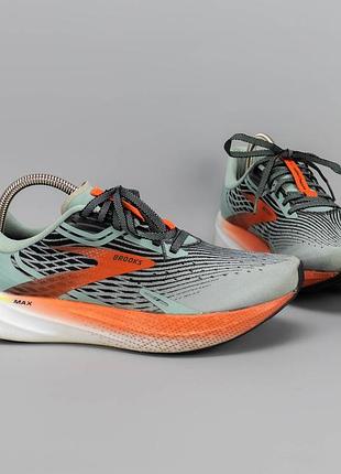 Крутые беговые кроссовки brooks hyperion max