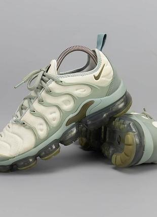 Модные кроссовки на балонах nike vapormax plus 3