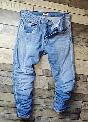 Чоловічі блакитні щільні джинси звуженого крою tommy jeans розмір 33 / 34