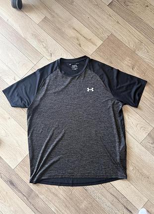 Спортивна чоловіча футболка under armour чорна розмір l поліестер