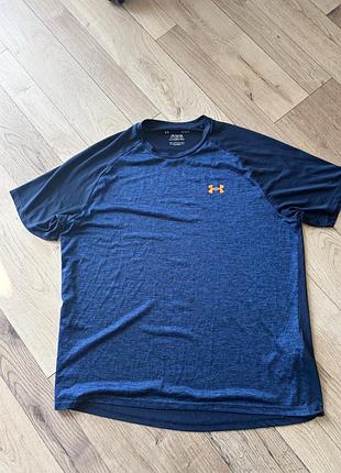 Спортивна чоловіча футболка under armour синя розмір l поліестер