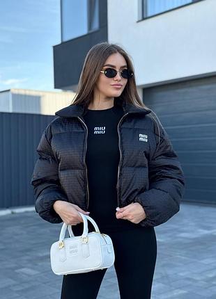 Зимова вкорочена куртка