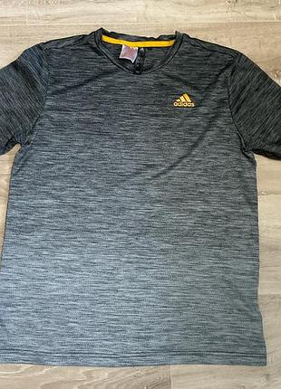 Футболка adidas aeroready 15-16 років