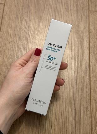 Зволожувальний сонцезахисний крем на хімічних фільтрах dermafirm uv-derm hydro layer sun-cream spf50+/pa++++ це 0 г.