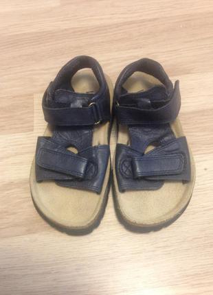 Босоніжки шкіряні нові vincent 29размер