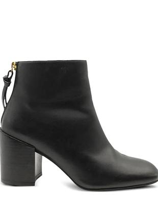 Чоботи stuart weitzman