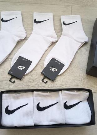 Шкарпетки чоловічи nike набір 3 штуки в розмірі 41-47 білі