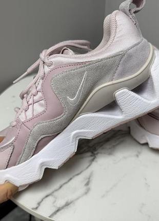 Nike кросівки жіночі 4