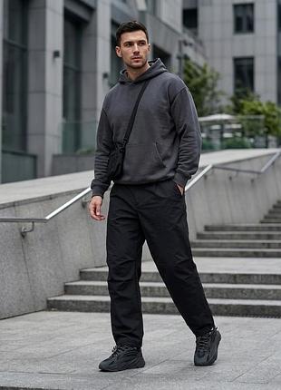 Чорні технологічні штани парашути zara (нові з бірками), розмір l (32)