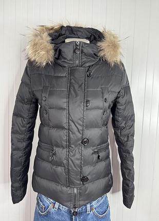 Жіночий зимовий пуховик преміального бренду moncler