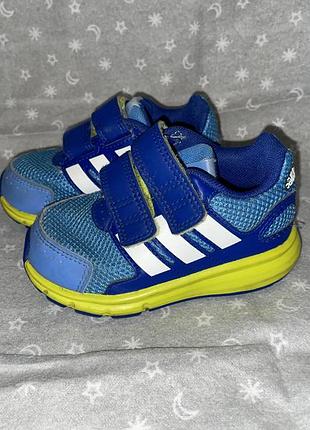 Кросівки adidas 2