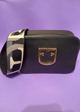 Кожаная сумка furla brava mini crossbody onyx ( оригинал)