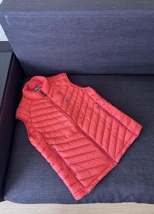 Помаранчева пухова жилетка,чоловіча жилетка jack wolfskin