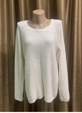 Светр білого молочного кольору розмір m, l, xl