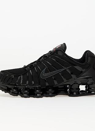 Кроссовки nike shox tl в полностью черном цвете (triple black). эта культовая модель известна своей футуристической механической амортизацией