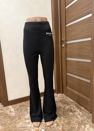 Жіночі лосіни juicy couture чорні з розкльошеними штанинами