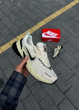 Кросівки nike v2k runtekk beige/black