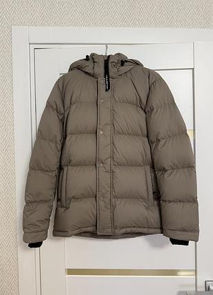 Пуховик aritzia the super puff original, xs, новий з бирками